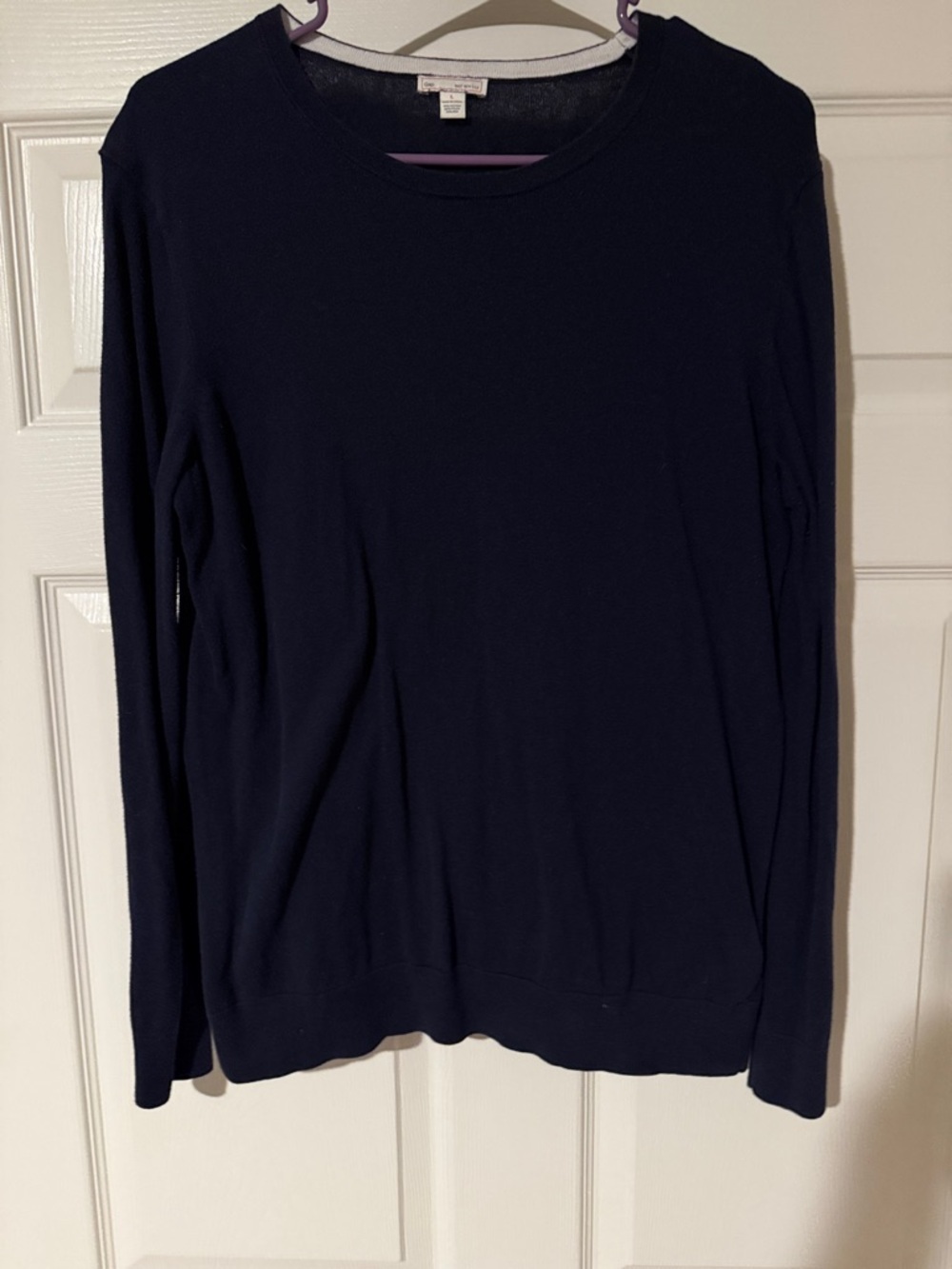 GAP Women's Dark Navy Crewneck Long-Sleeve Sweater